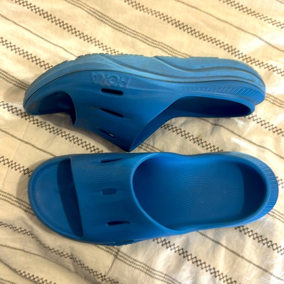 Men’s HOKA slide! - Picture 3 of 3